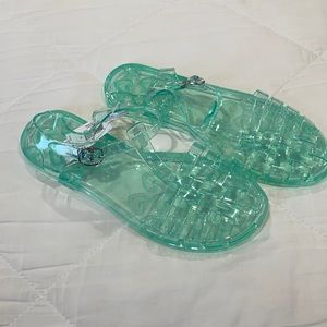 Old Navy Jelly Sandals, sea foam green Big girls size 5